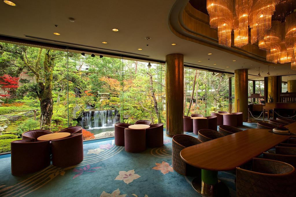 Kasenkyo Izutsuya Hotel Shin'onsen Exterior foto